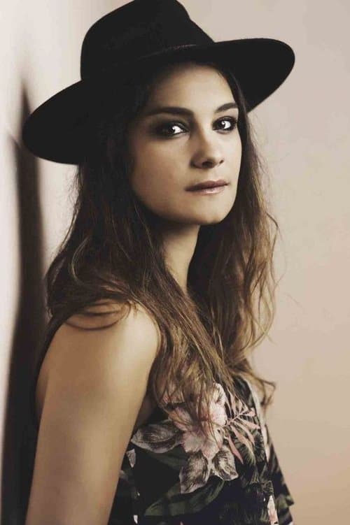 Photo of Julia Paul