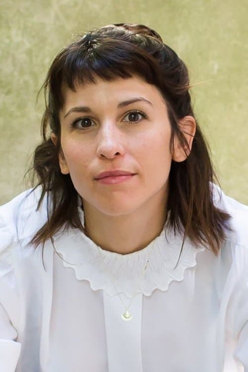 Photo of Julia Pott