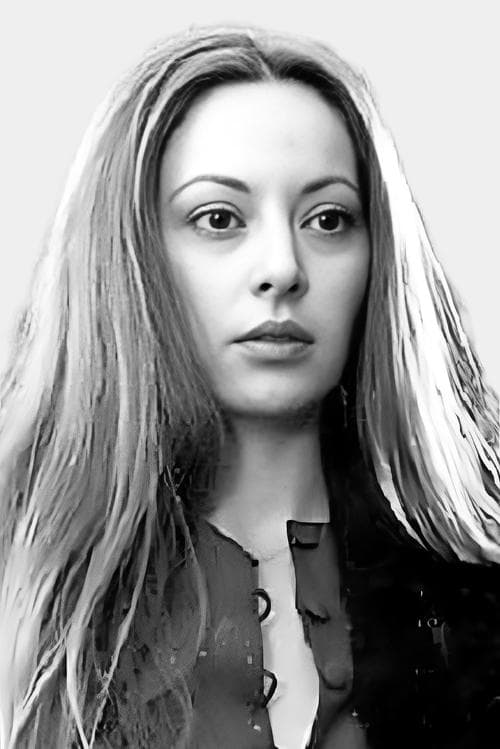 Photo of Julia Saly