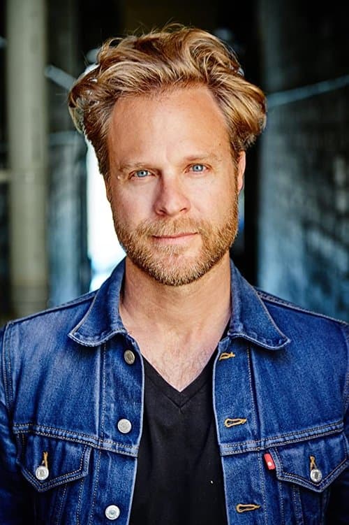 Photo of Julian Garner