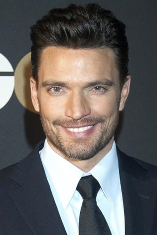 Photo of Julián Gil