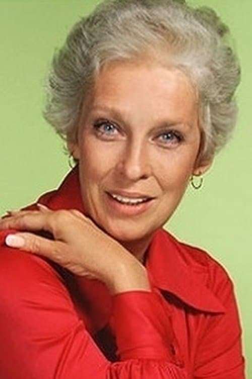 Photo of Julianna McCarthy
