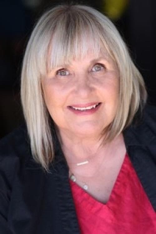 Photo of Julie Ariola