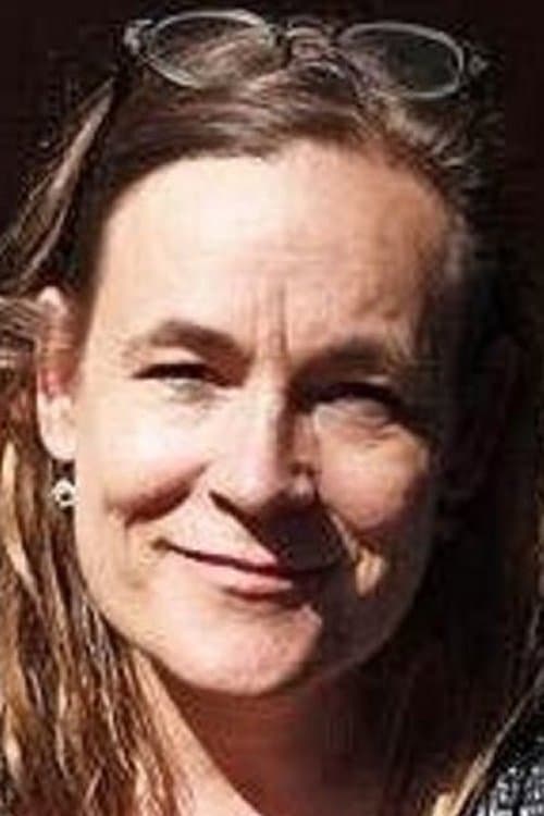 Photo of Julie Carlsen