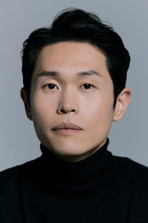 Photo of Kang Gil-woo