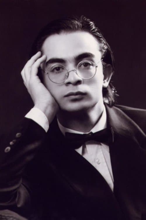 Photo of Karen Homayounfar