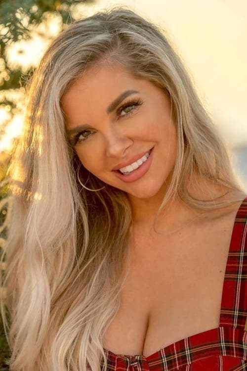 Photo of Kayla Collins
