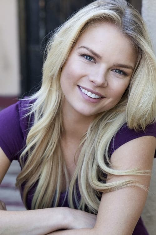 Photo of Kelli Goss