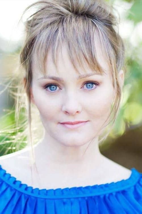 Photo of Kelly Hare