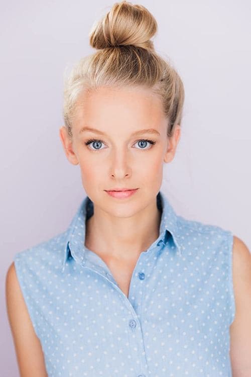 Photo of Kelly Washington