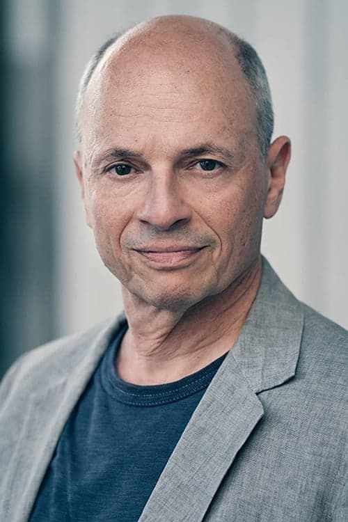 Photo of Kerry Shale