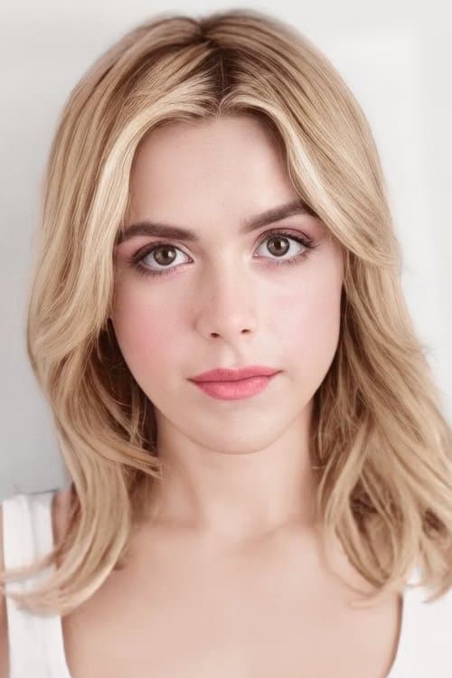 Photo of Kiernan Shipka