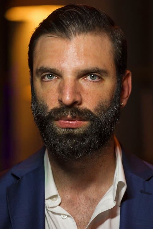Photo of Kim Ciobanu