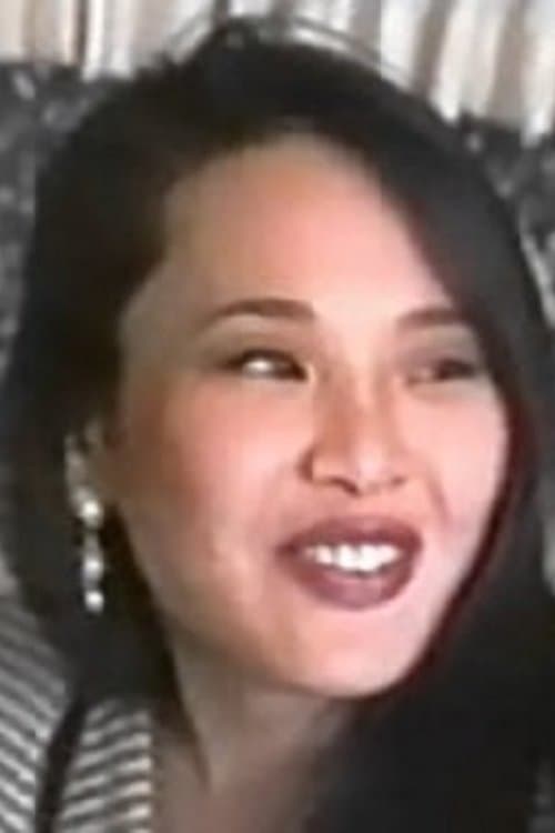 Photo of Kim Saunders