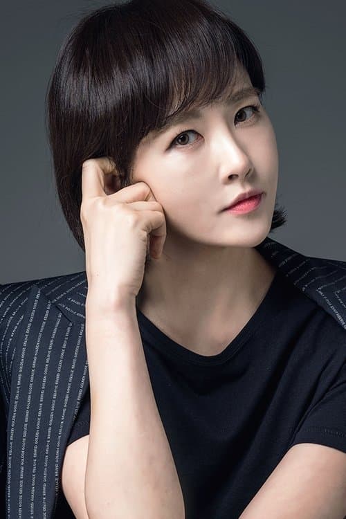 Photo of Kim Seon-a