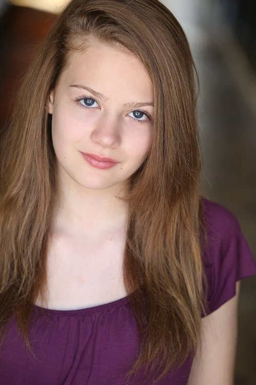 Photo of Kira McLean