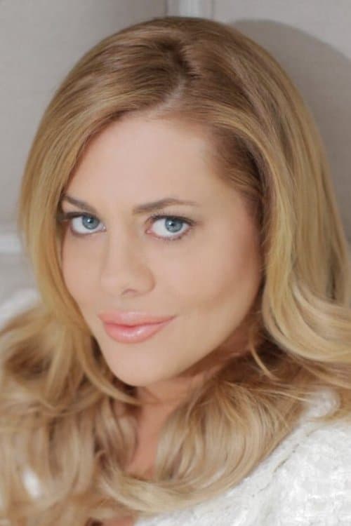 Photo of Kirsten Lea