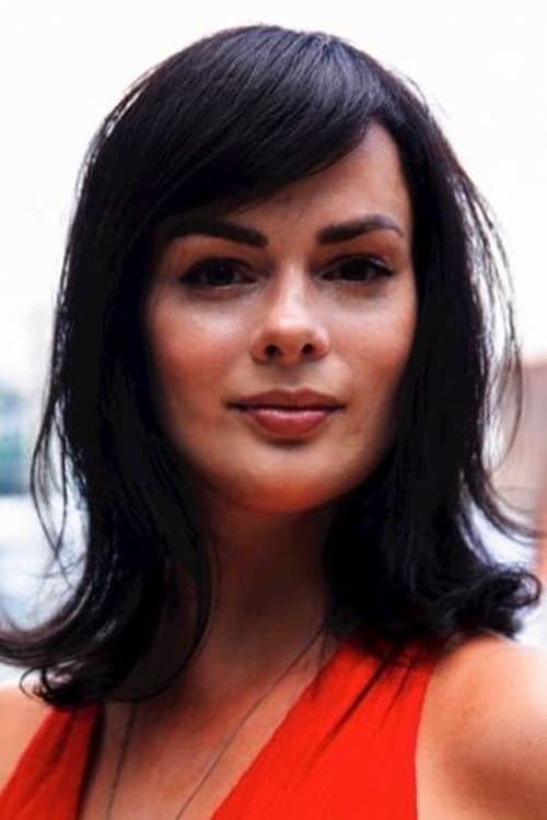 Photo of Lauren Messervey