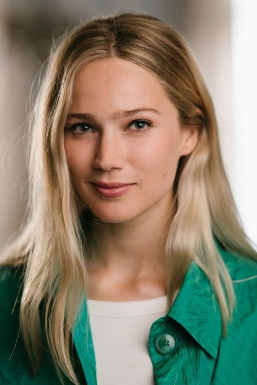 Photo of Lauren Versnick