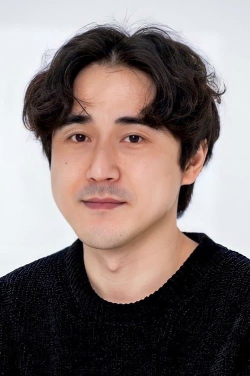 Photo of Lee Don-ku