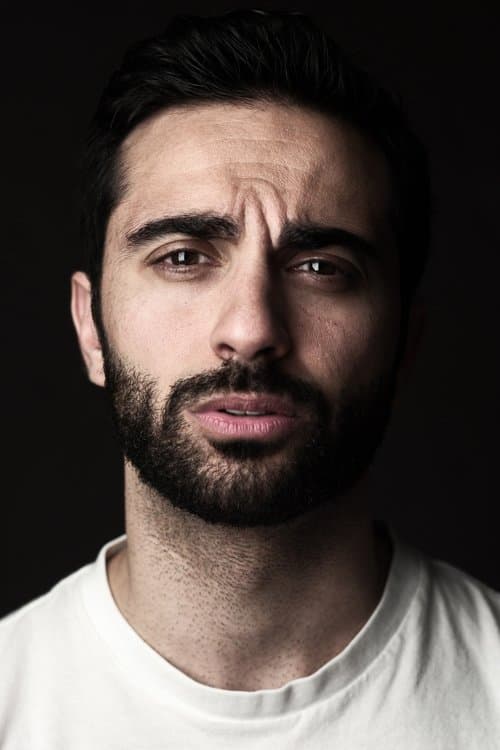 Photo of Lee Majdoub
