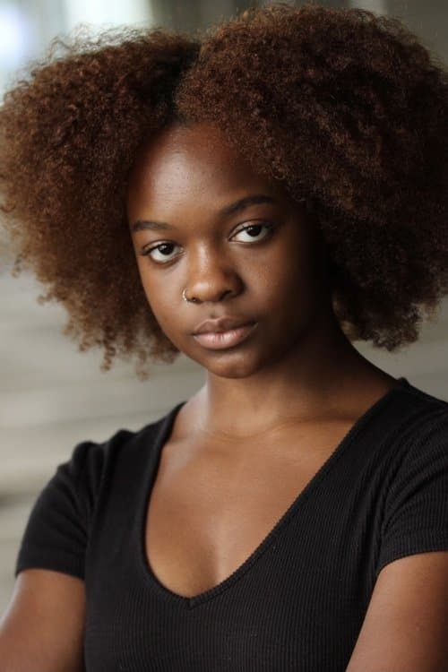 Photo of Leeann Ross