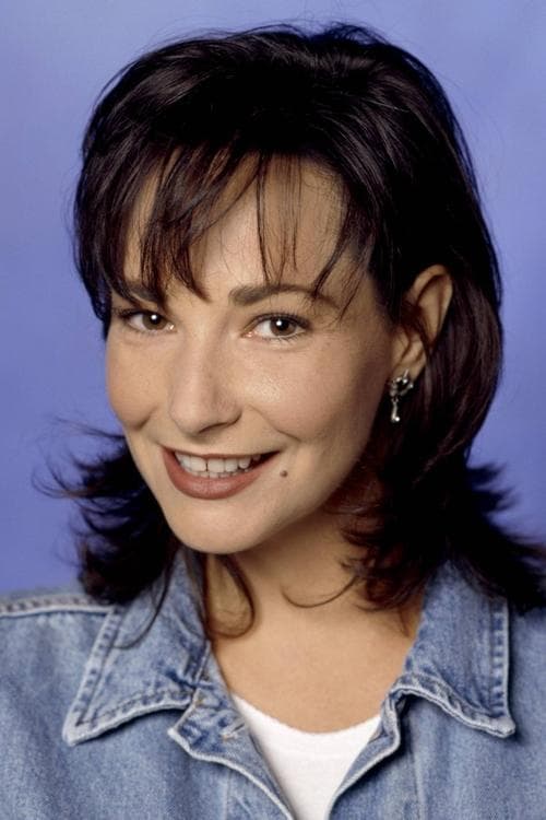 Photo of Leila Kenzle