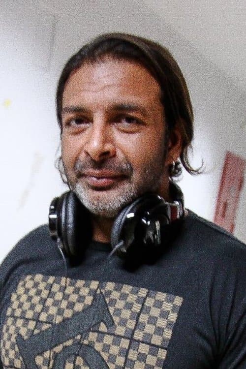 Photo of Leon Bashir
