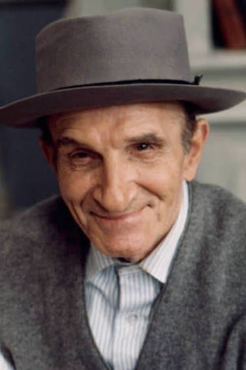 Photo of Leonard Barr