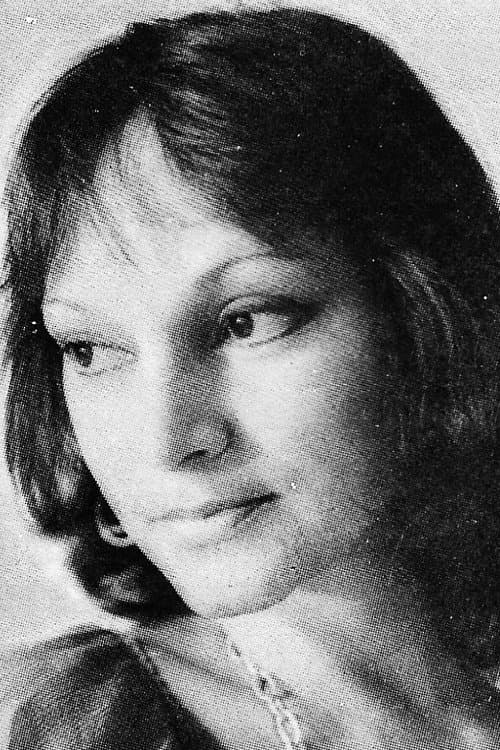 Photo of Lia Farrel