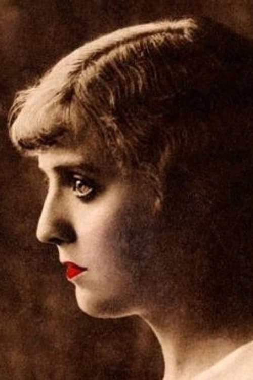 Photo of Lilly Jacobson