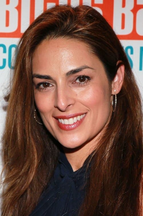 Photo of Lisa Ann Russell