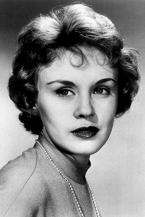 Photo of Lisa Daniels