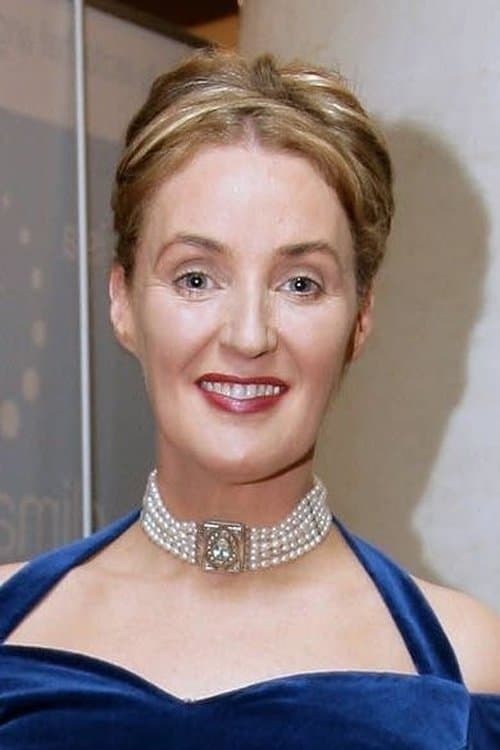 Photo of Lisa Gerrard