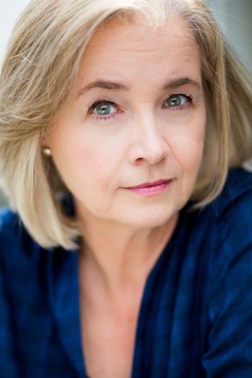 Photo of Lisa Paxton
