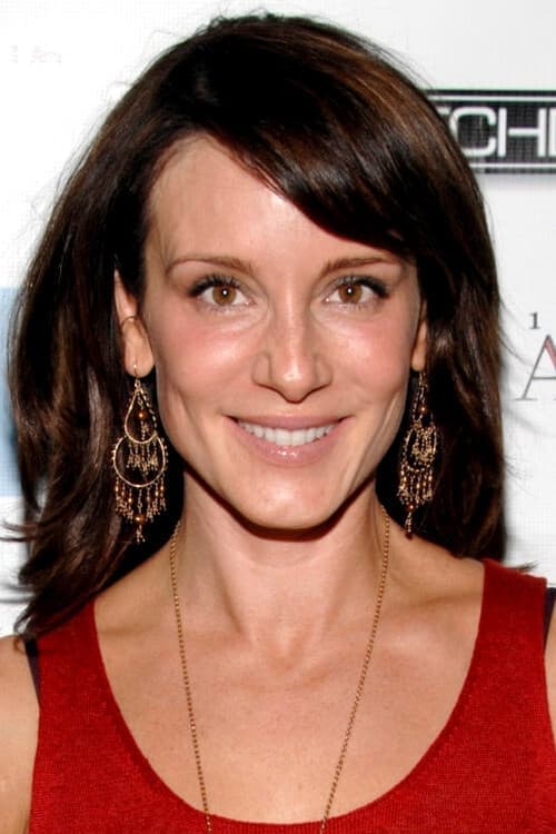 Photo of Lisa Rotondi
