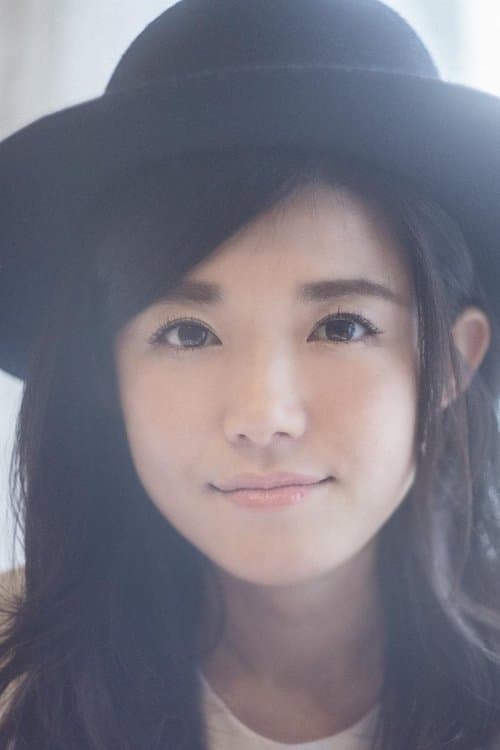 Photo of Lisa Takeba