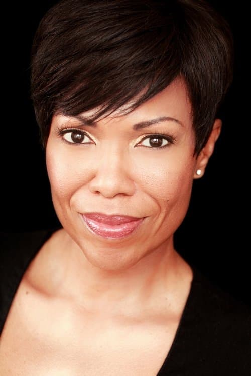 Photo of Liz Benoit