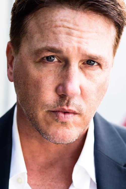 Photo of Lochlyn Munro