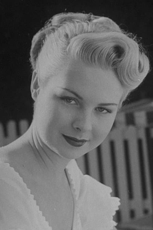 Photo of Lois Hall