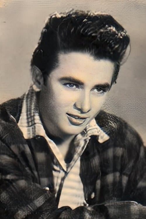 Photo of Lou Salvador Jr.