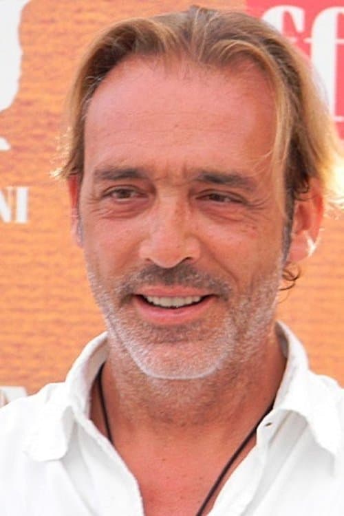 Photo of Luca Ward
