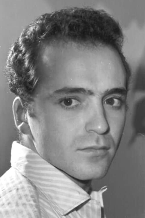 Photo of Luis Bayardo