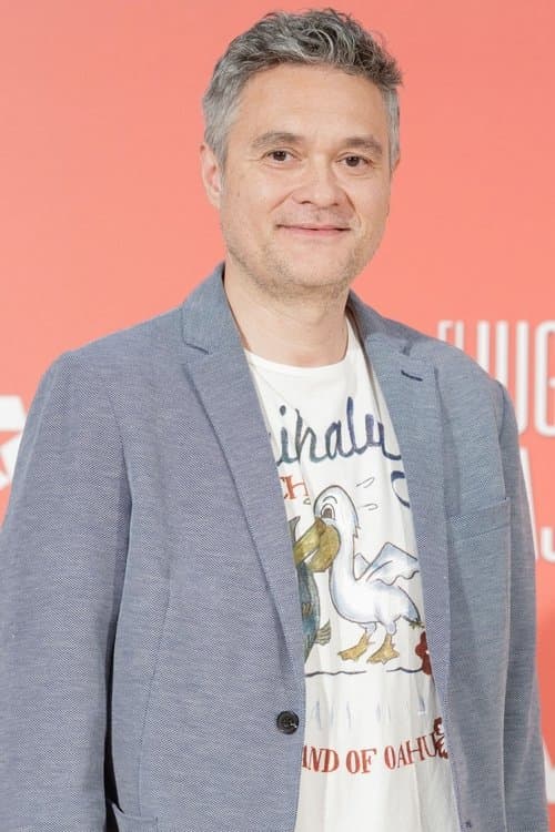Photo of Luis Oliveros