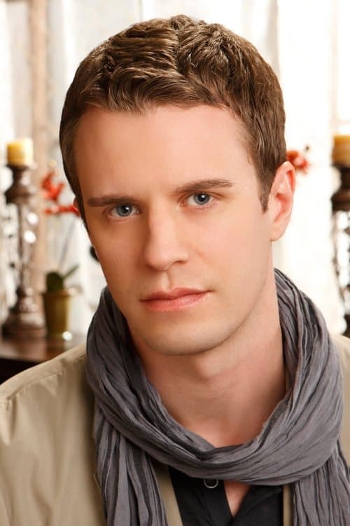 Photo of Luke Mably