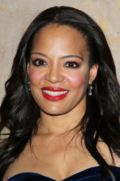 Photo of Luna Lauren Velez