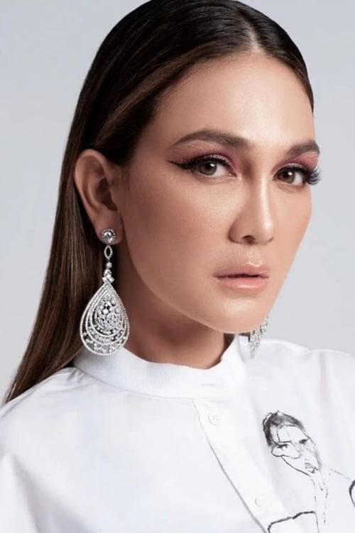 Photo of Luna Maya