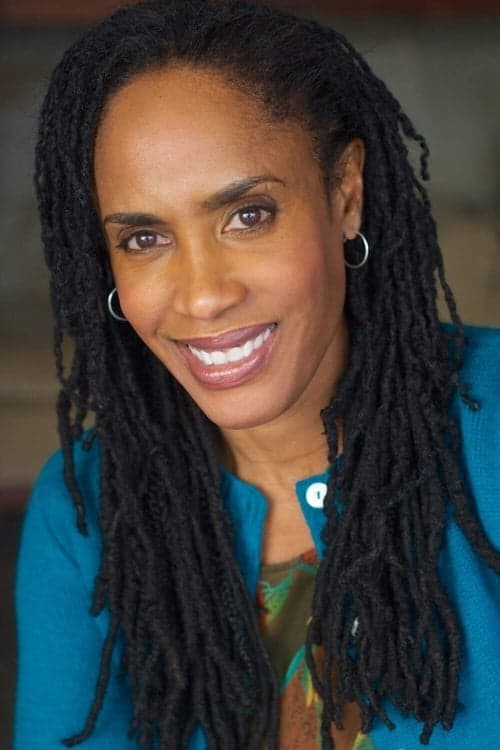 Photo of Lyn Alicia Henderson