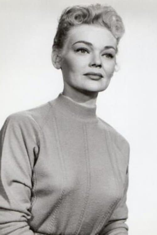 Photo of Lyn Thomas