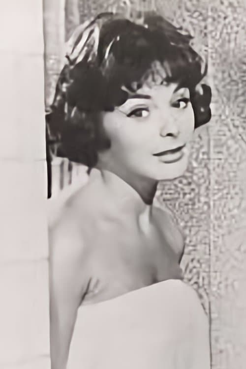 Photo of Lynette Bernay